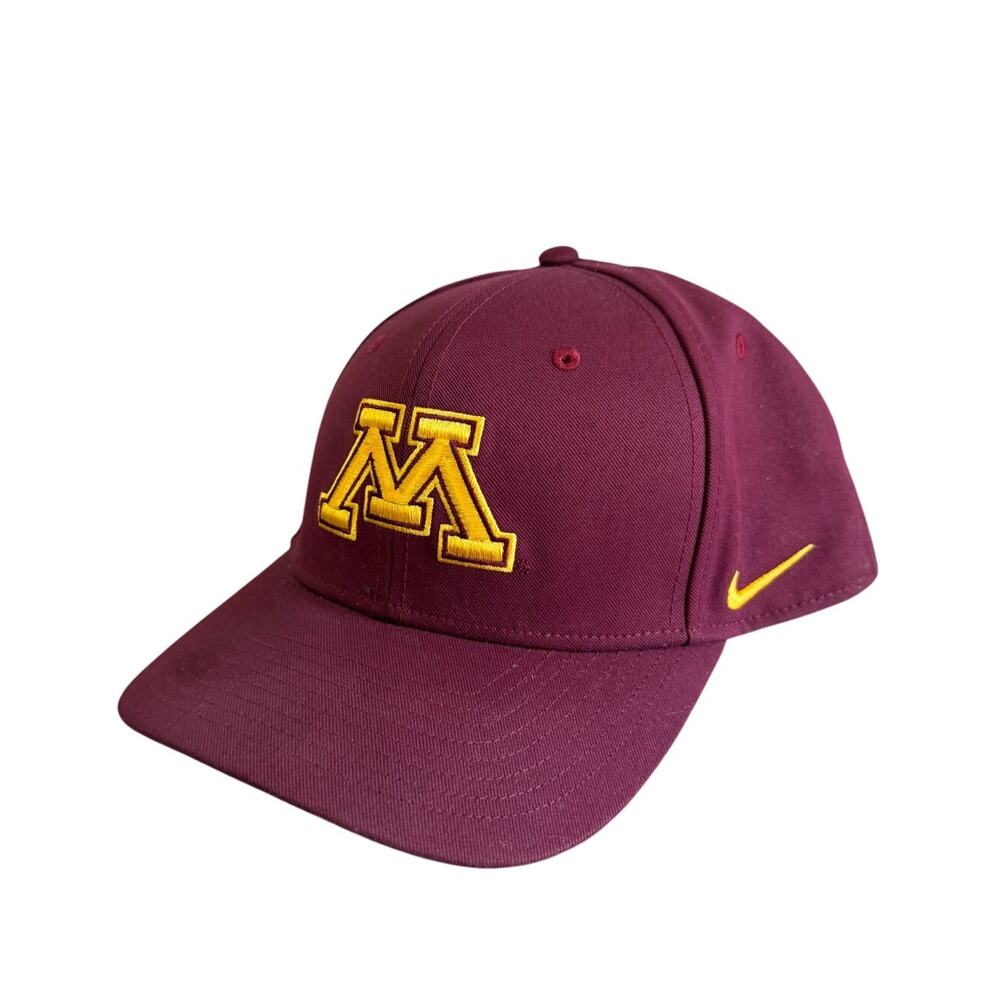 Minnesota Gophers Nike Snapback Hat